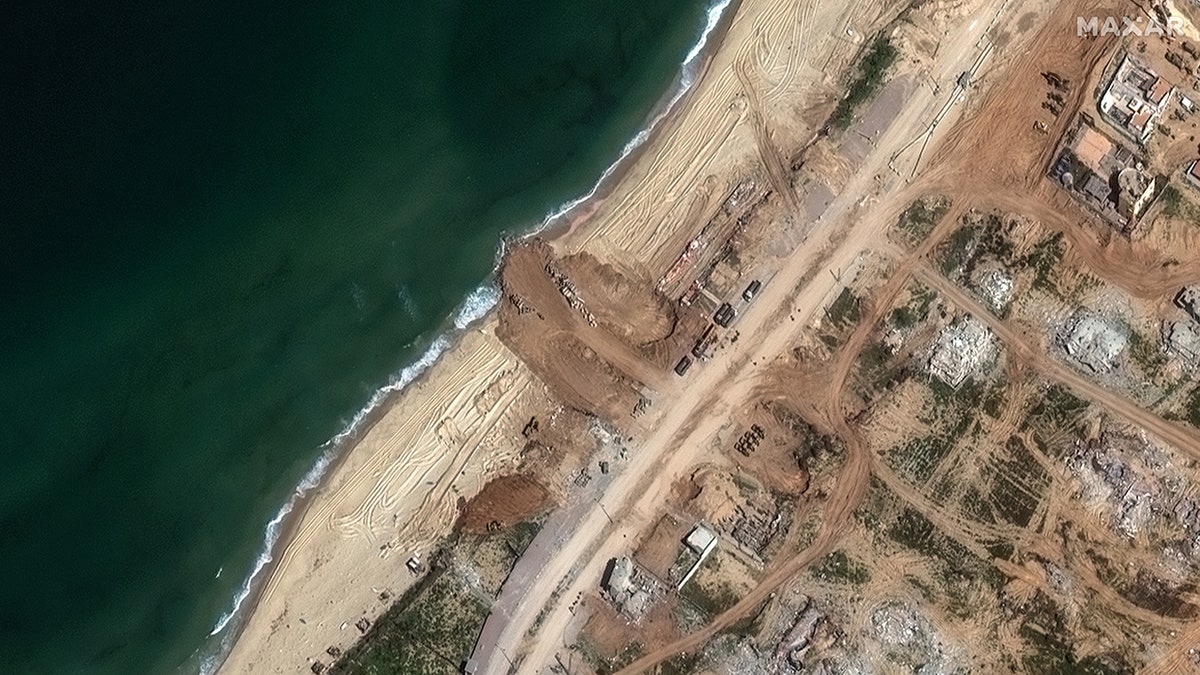 construction of jetty on Gaza coast