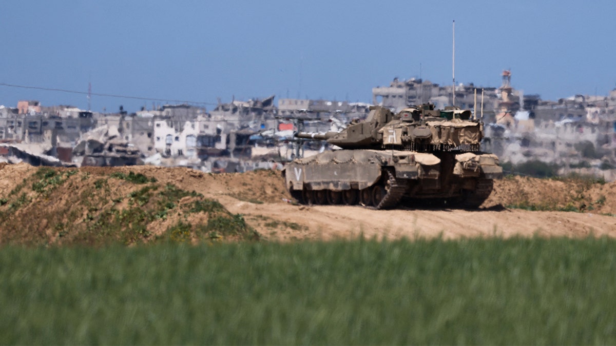 Israeli tank near the border with Gaza