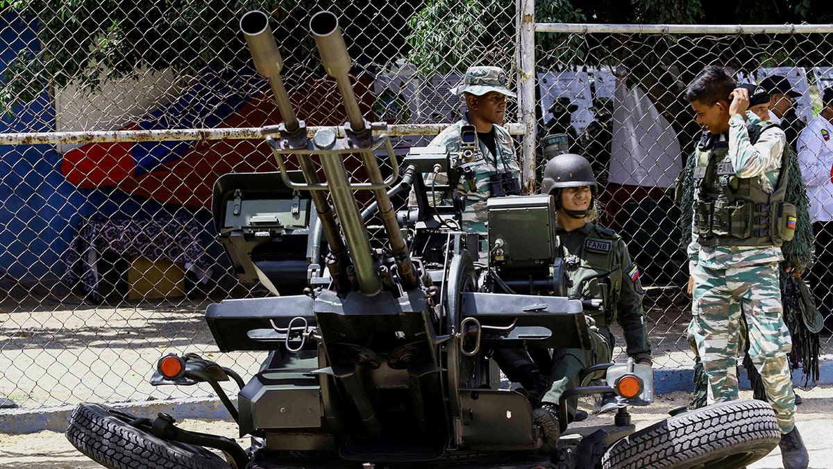 Venezuela holds military drills