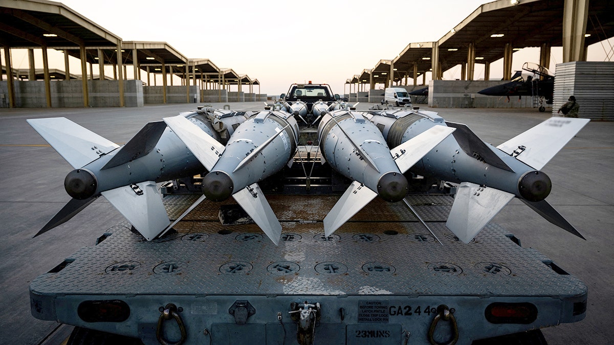 US weapons loaded on truck for Syria mission