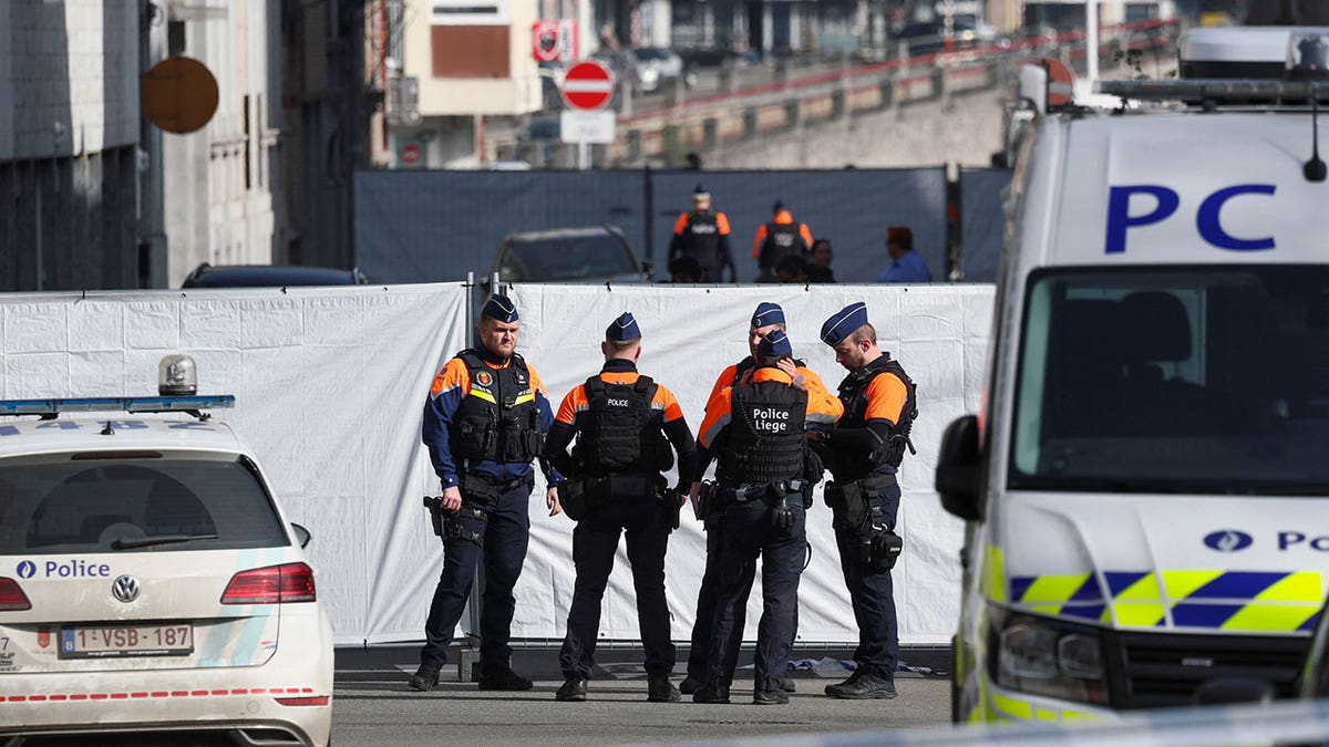 Police secure a synagogue in Belgium