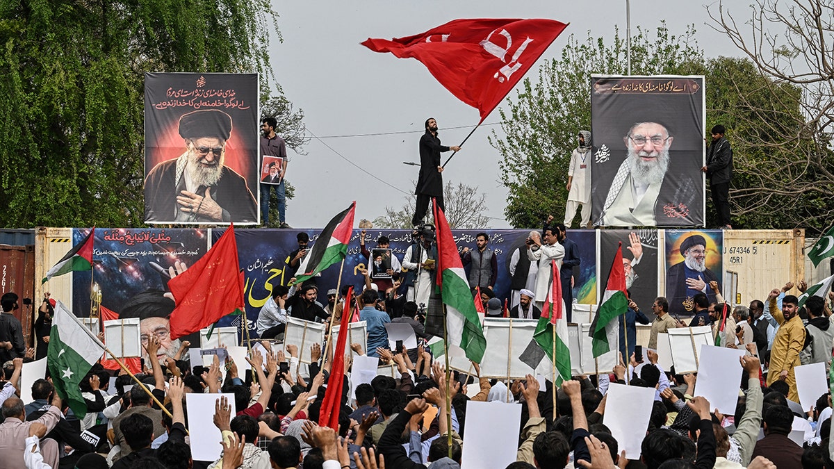 Pakistani's mourn Ali Khamenei.