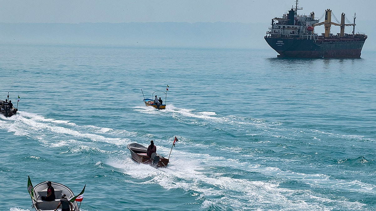 Basij paramilitary force, Hormuz