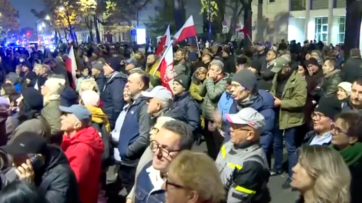 Protesters rally outside Poland’s top court.